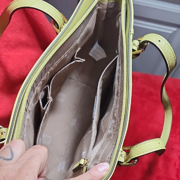 Anne Klein Yellow Tote Bag - Picture 3 of 6